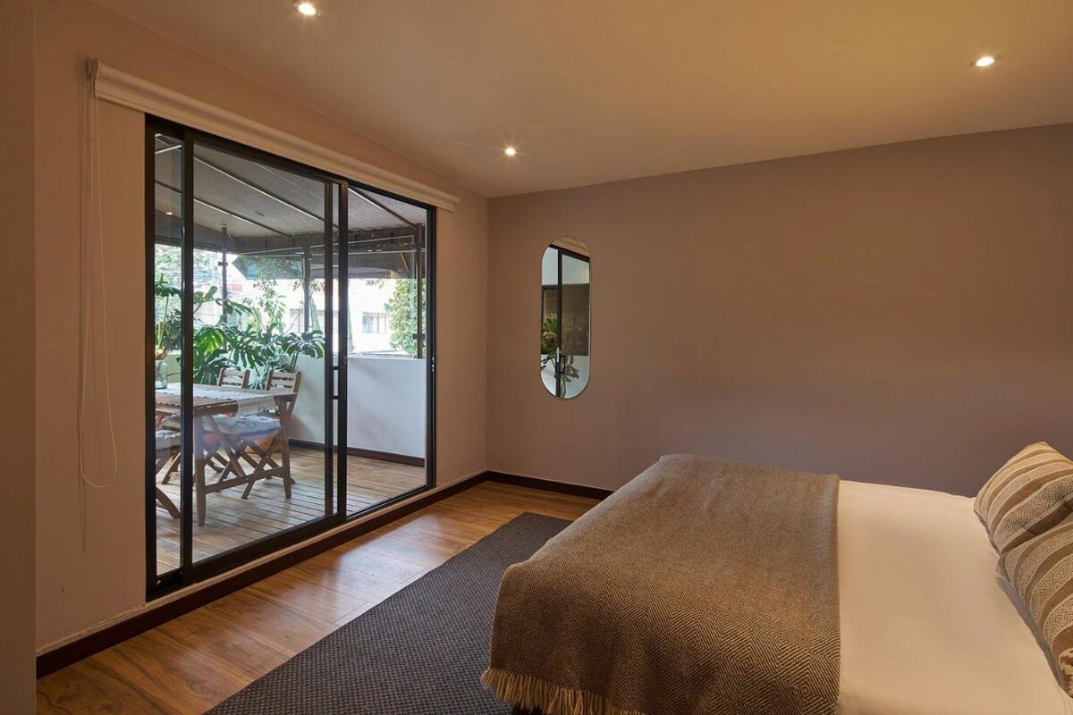 Balcony Retreat In Gourmet Heart 205 Bogotá